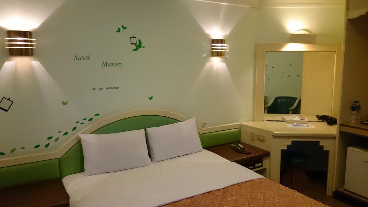 Rido Hotel Тайчжун Экстерьер фото