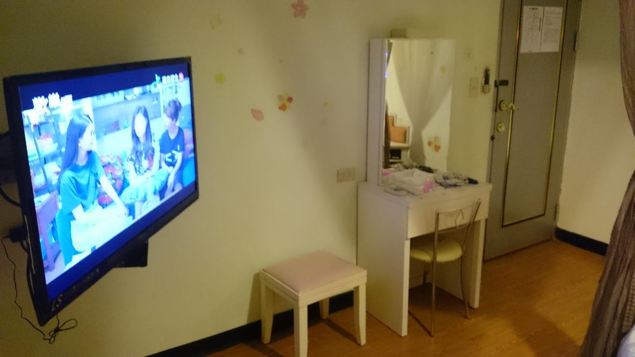 Rido Hotel Тайчжун Экстерьер фото