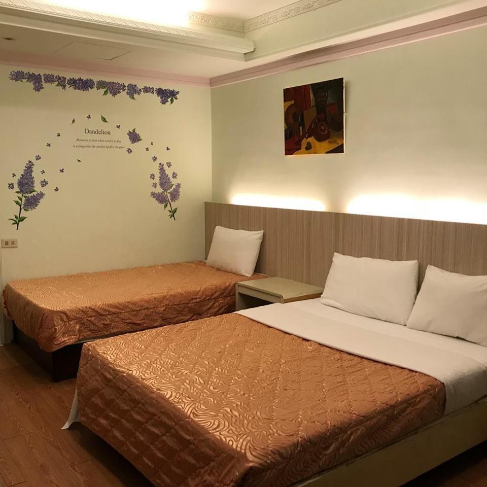 Rido Hotel Тайчжун Экстерьер фото